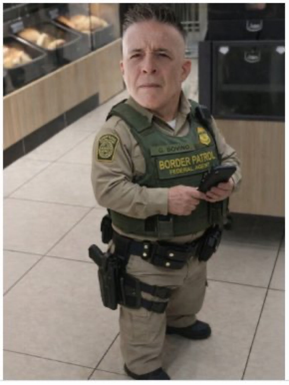 Support the artist, first version