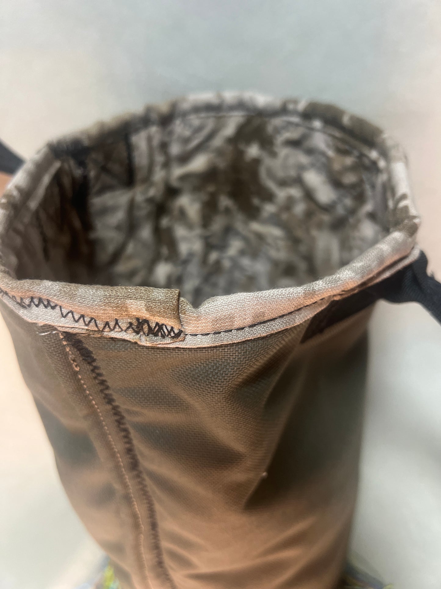 Support the artist, first version